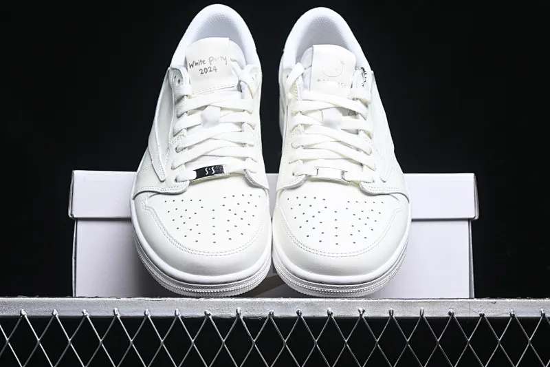 All categories Air Jordan Jordan series basketball shoes Air Jordan 1 Low Pure original Travis Scott x Air Jordan Low OG SP AJ1 Joe 1 TS joint barb low-top family and friends limited pure white TD1228-111